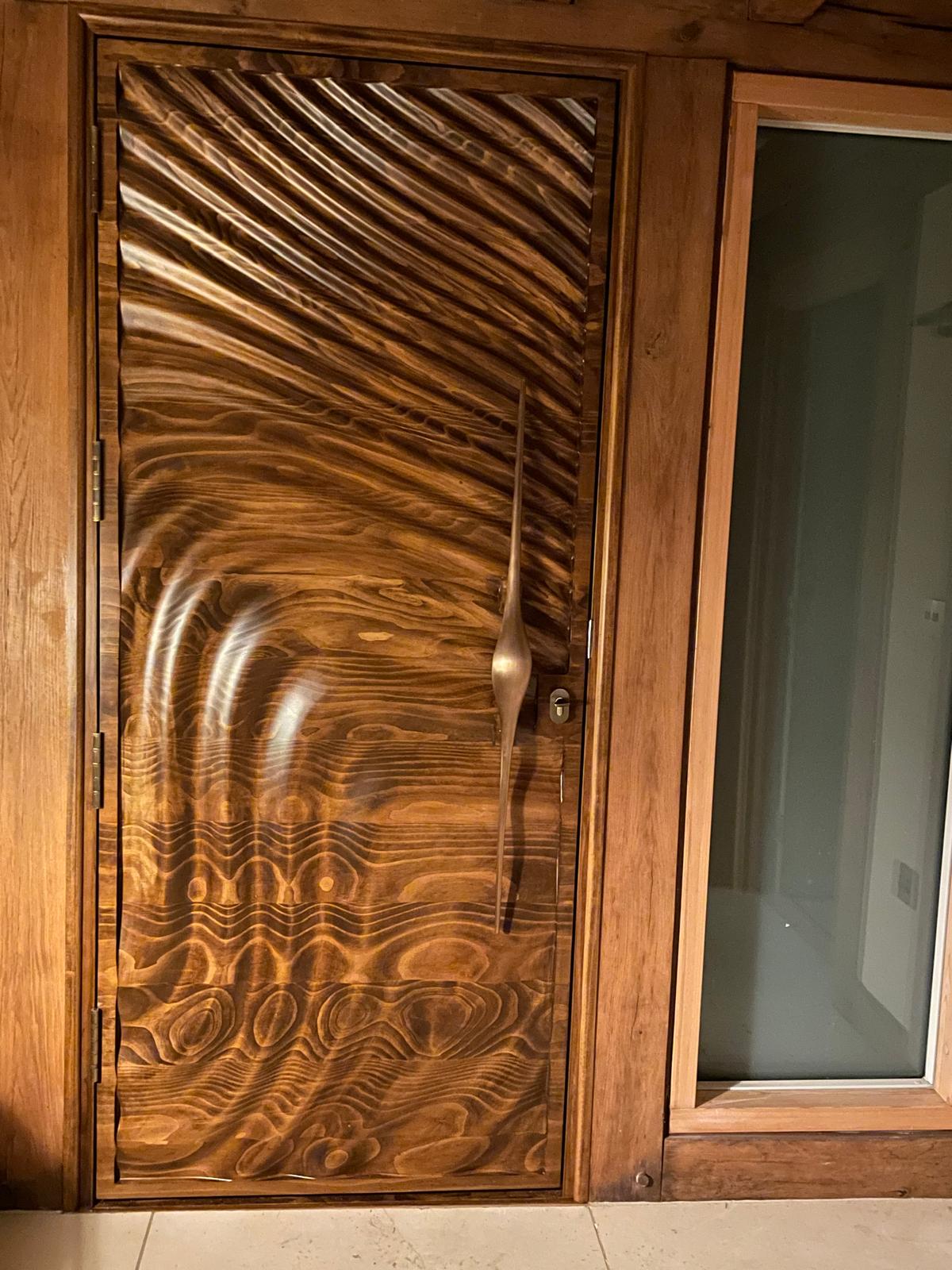 Custom textured entrance interior